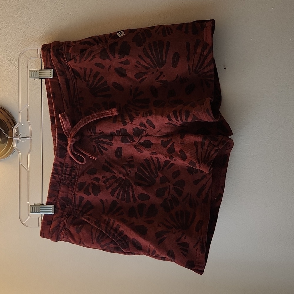 NWT Pact Essential Sweatshort in Walnut Stamp - S